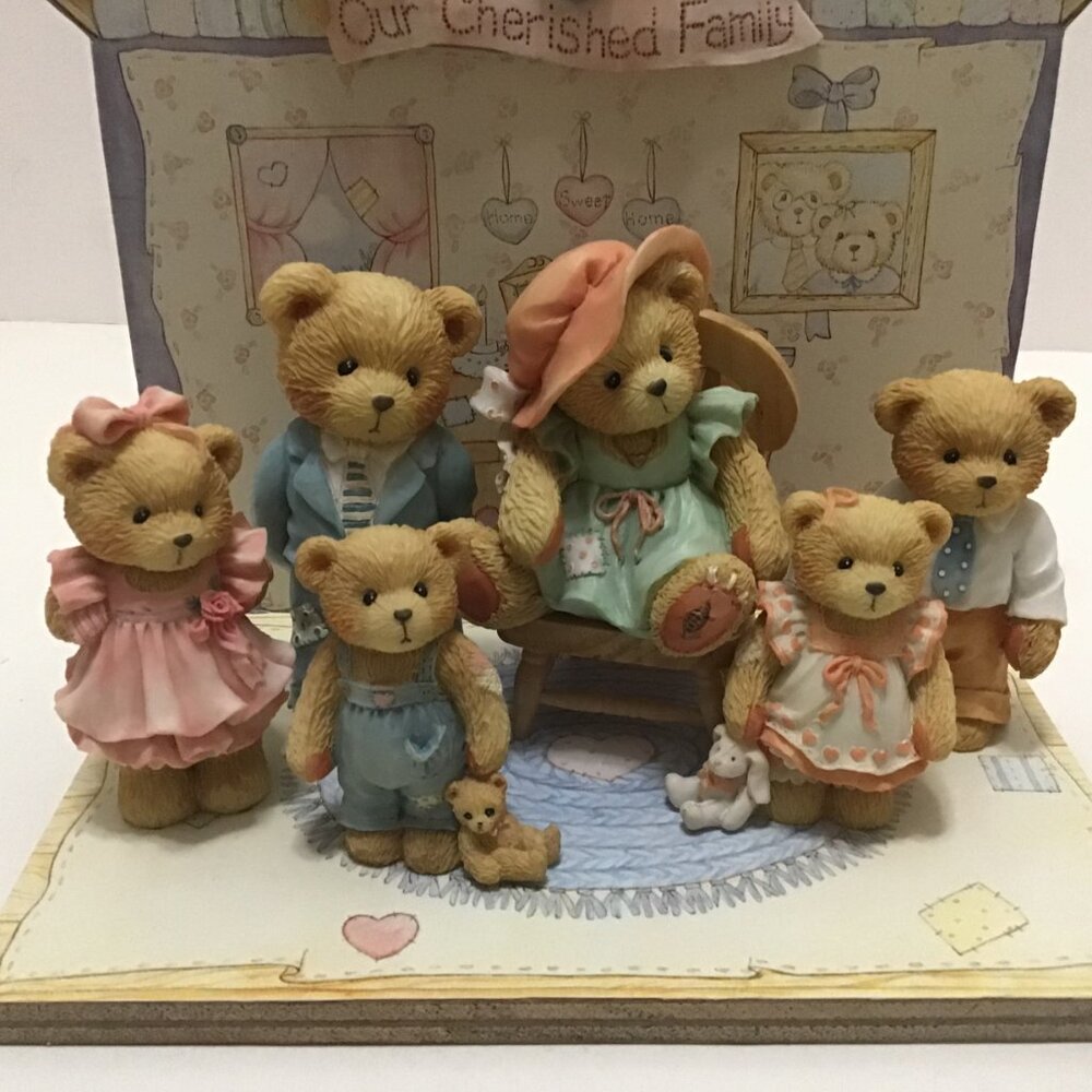 Cherished Teddies 651125 Our Cherished Family A Seven Piece Collector Set Vtg - Picture 3 of 8